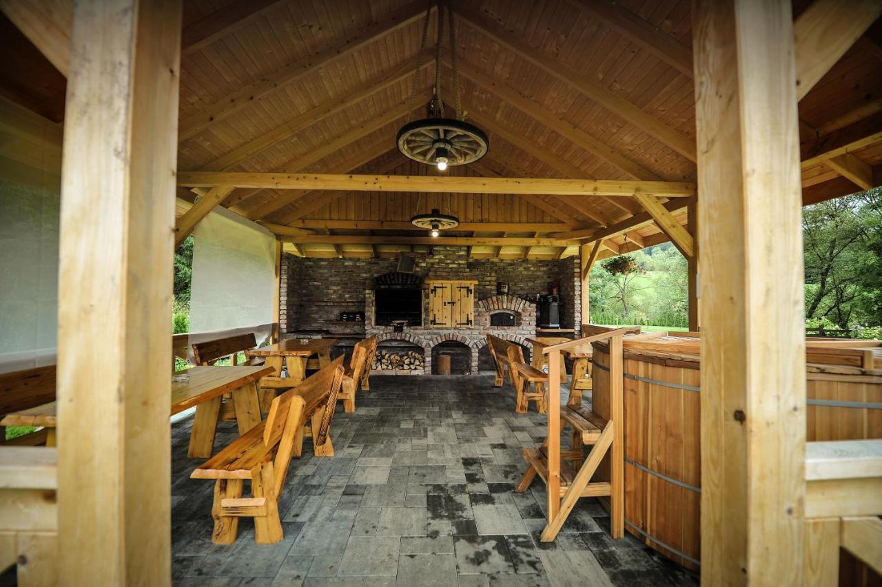 Swiety Spokoj Bieszczady 782-047-324 Ustrzyki Dolne Buitenkant foto