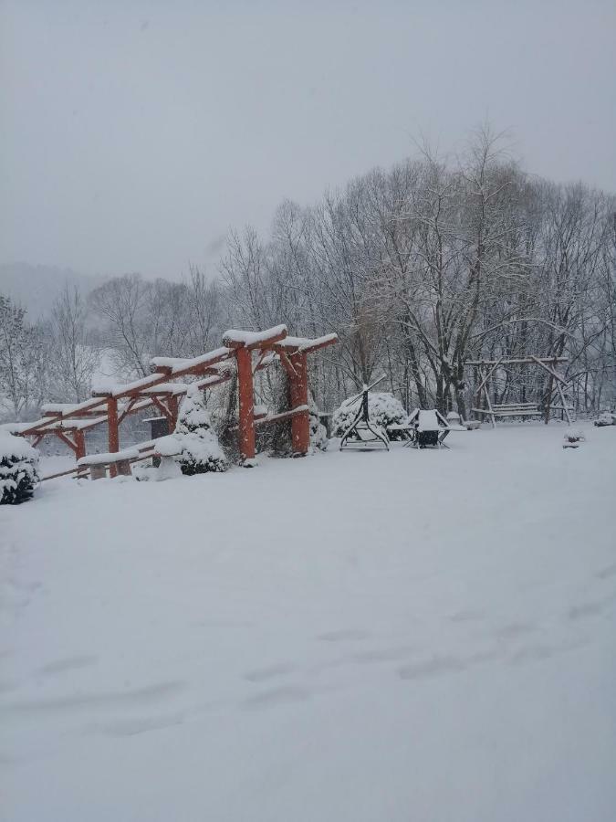 Swiety Spokoj Bieszczady 782-047-324 Ustrzyki Dolne Buitenkant foto